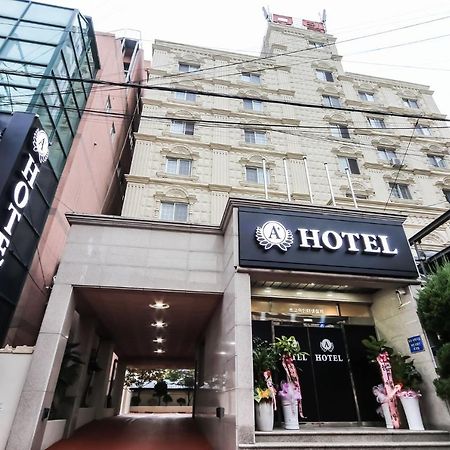 Geoje A-Plus Hotel Экстерьер фото