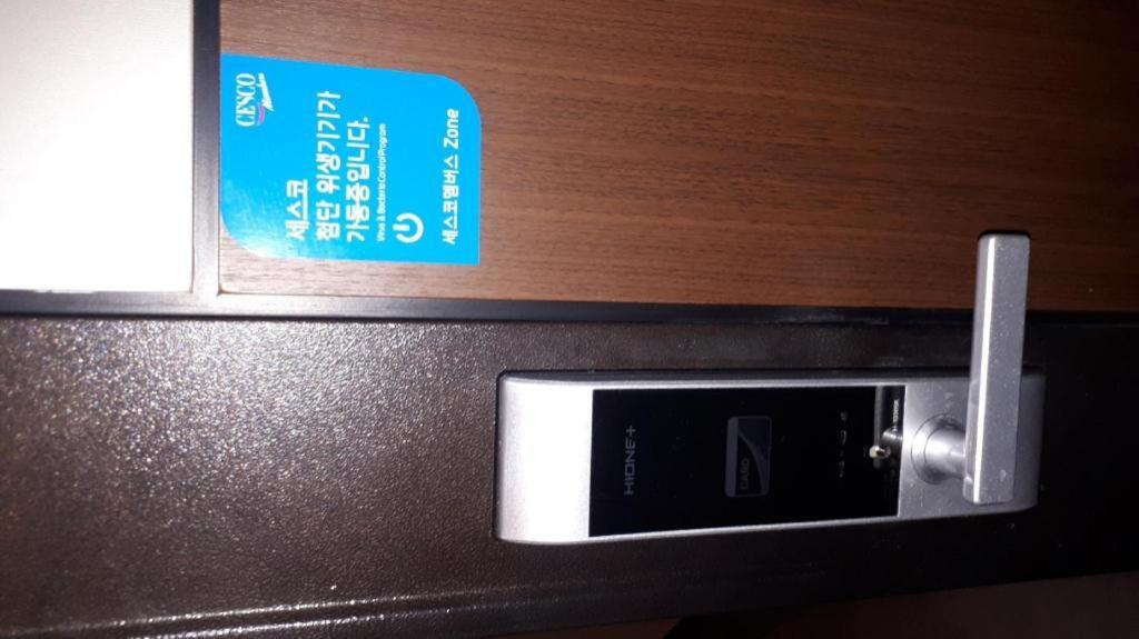 Geoje A-Plus Hotel Экстерьер фото