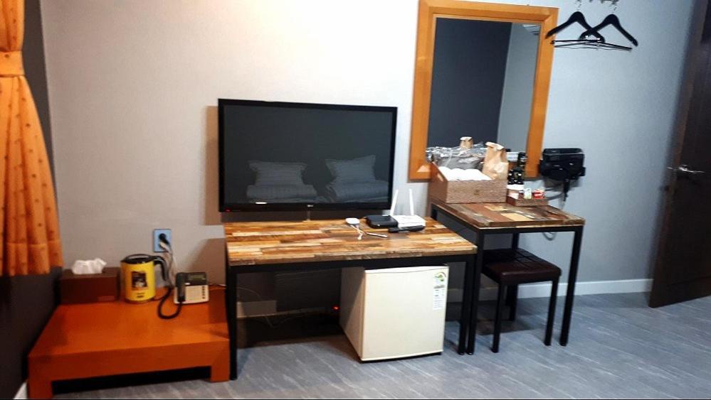 Geoje A-Plus Hotel Экстерьер фото